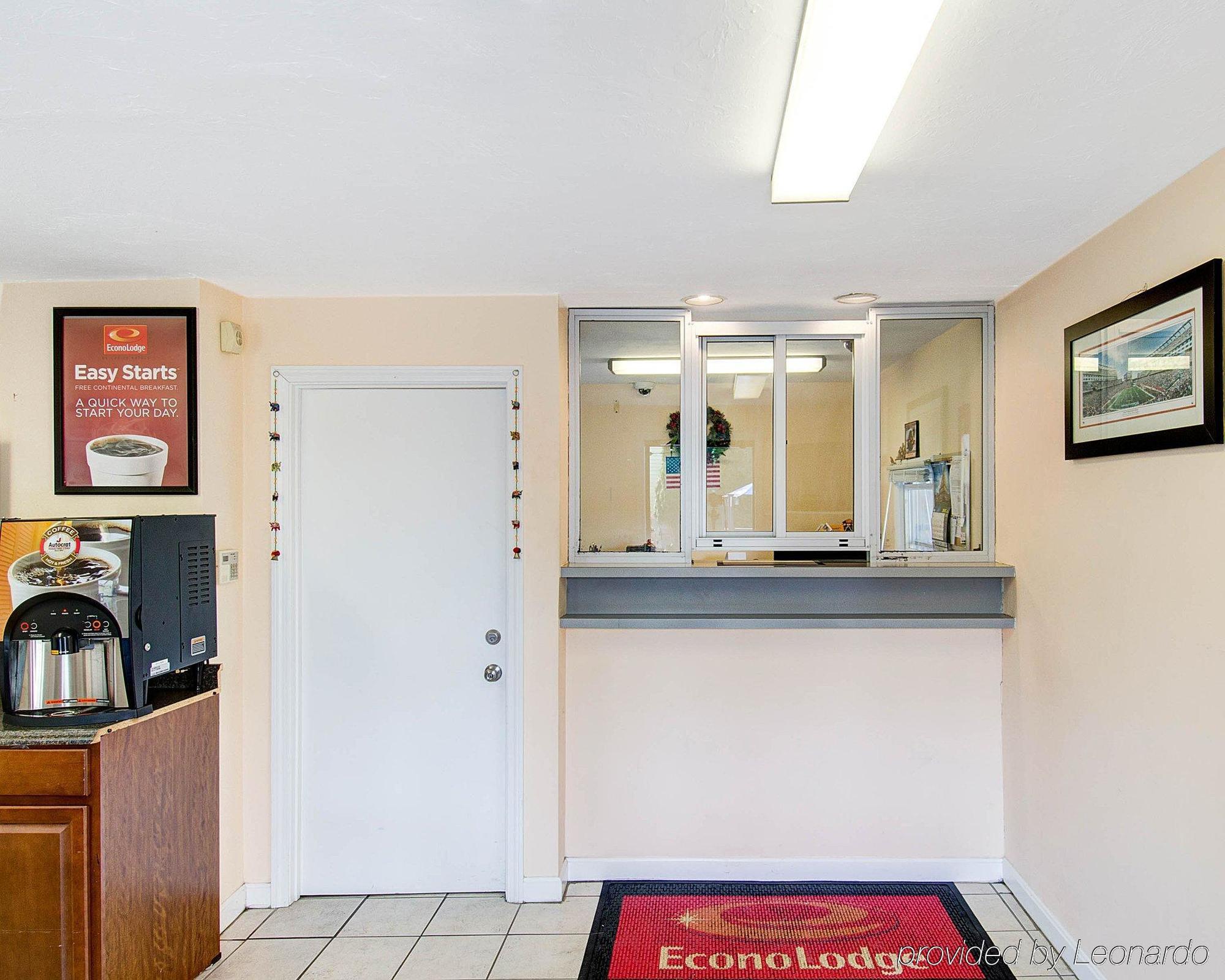 שארון Econo Lodge מראה חיצוני תמונה